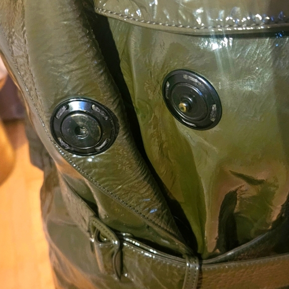 PRADA Italy Rare Women's Olive Green Genuine Patent Leather Coat w Belt Sz 38/S - Picture 13 of 16